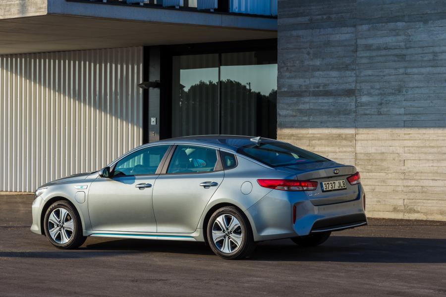  Kia Optima Plug-In Hybrid (JF) 2016 года  (WW) (фото 36 из 41)